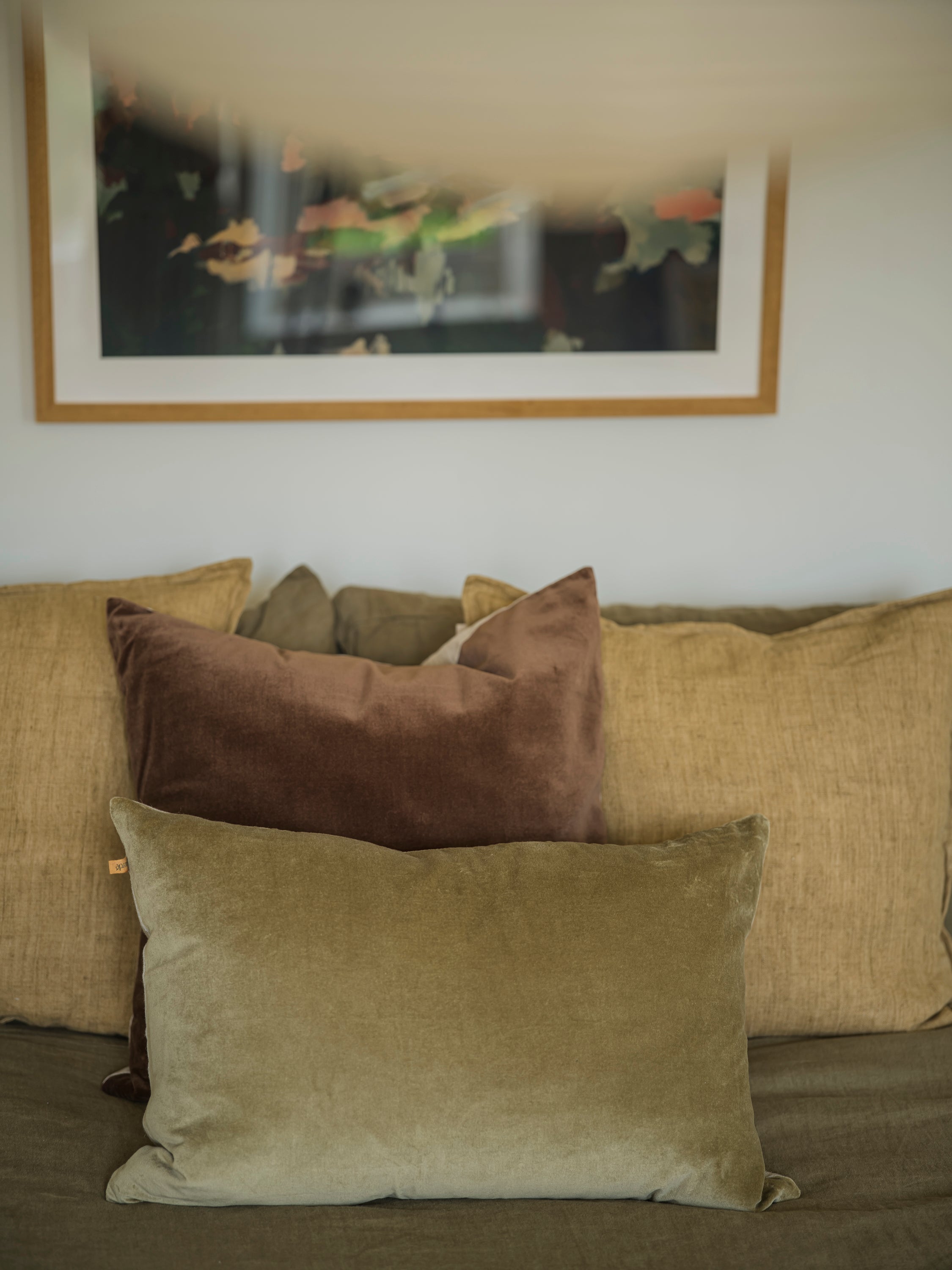 Supply {Cushion Cover}