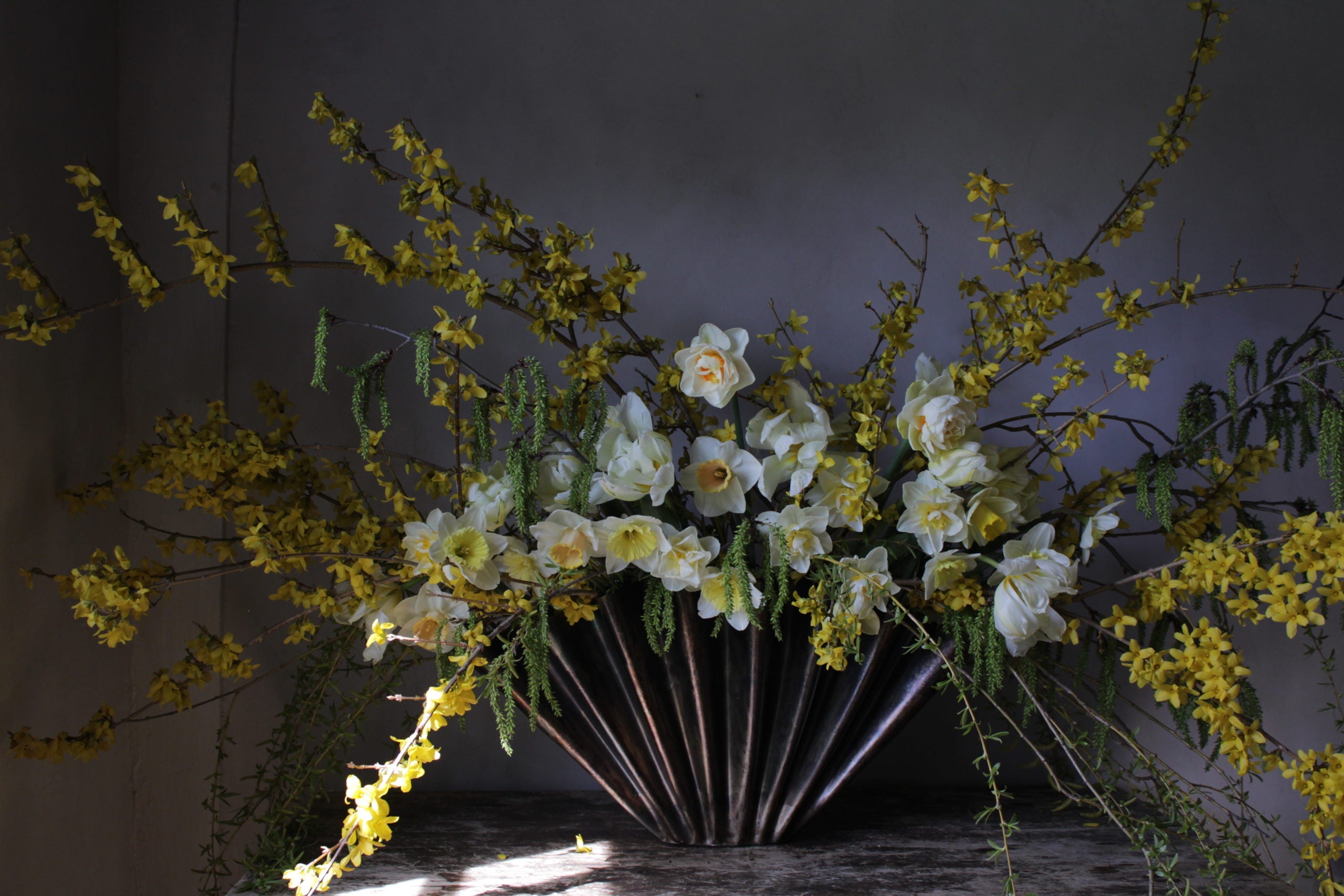 welcoming spring: a guide to arranging florals with Bess Piergrossi