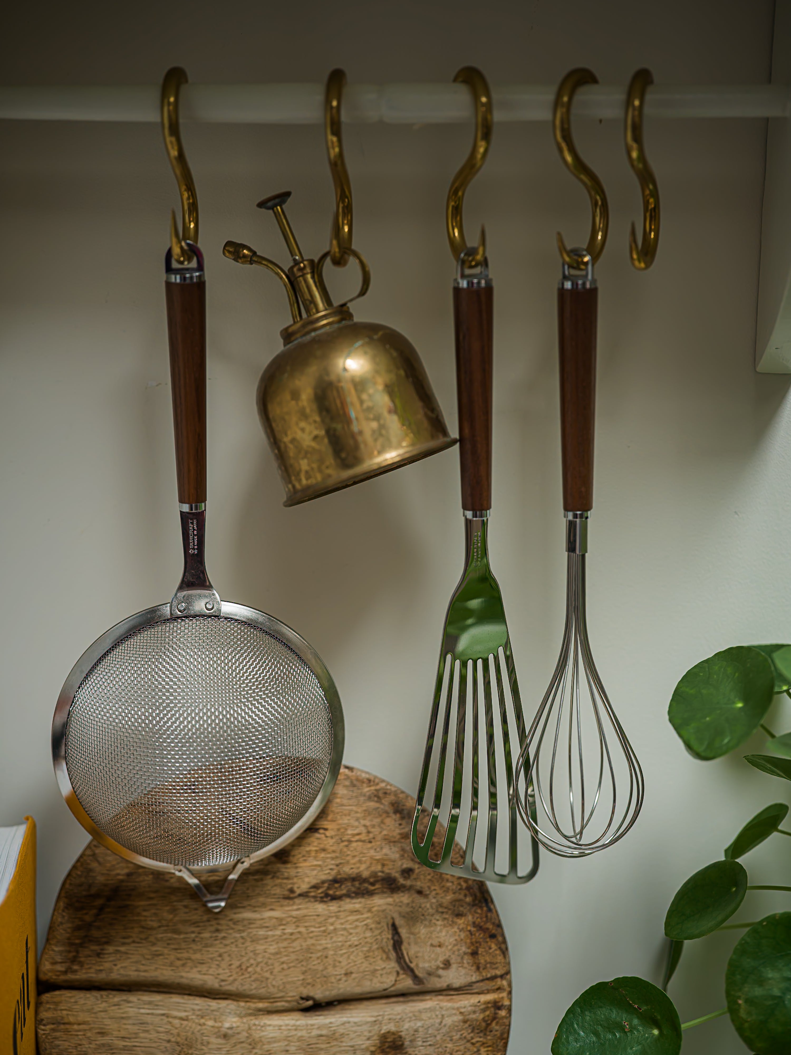 Walnut Whisk