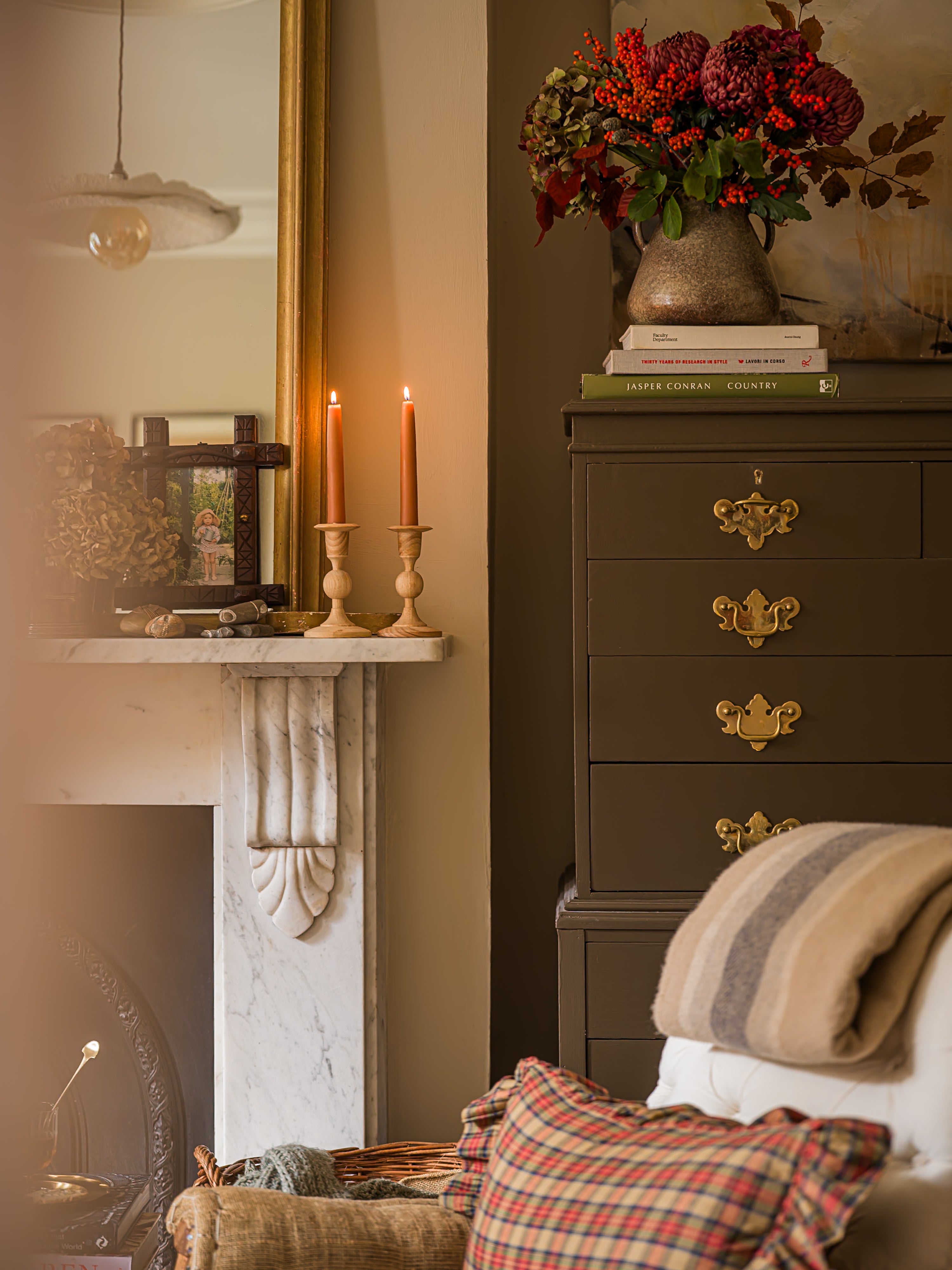 June Home Supply Georgian Candlestick - Thumbnail 3